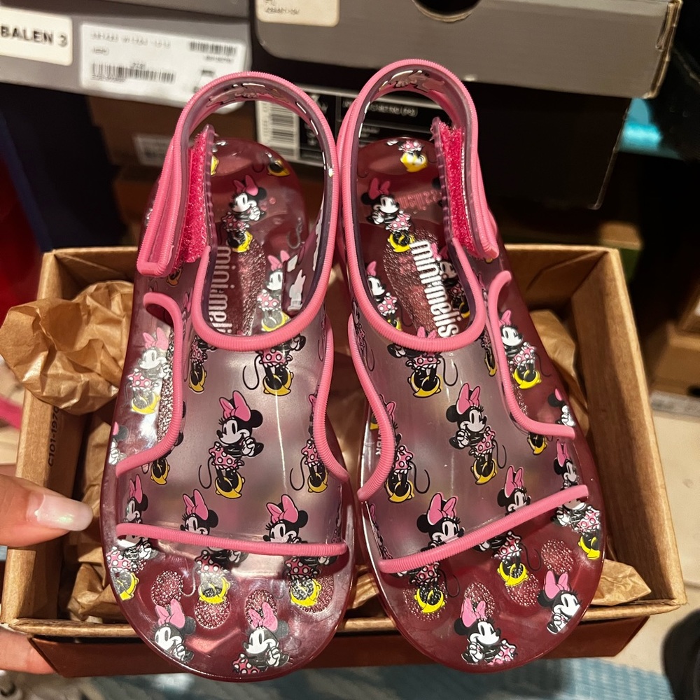 Mini Melissa Disney slides